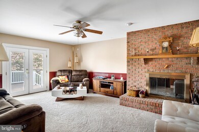 1018 Rosemont Dr, Knoxville, MD 21758 - photo 5