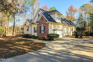 2 -15 cole creek way, exterior