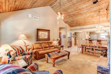 711 N Elk Run Circle