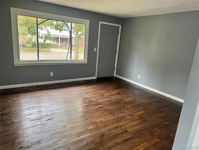 5220 Western Rd, Flint, MI 48506 - photo 5