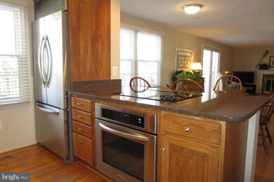 9914 Manet Rd, Burke, VA 22015 - photo 7