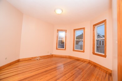 488 Quincy St unit 3, Dorchester, MA 02125 - photo 4
