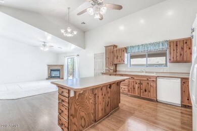 Kitchen (3)