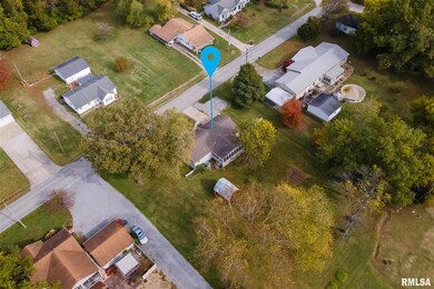 1619 Dorris Heights Rd, Harrisburg, IL 62946 - photo 6