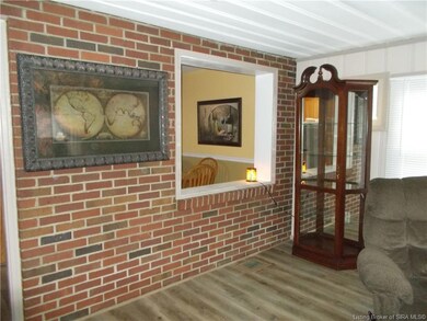 1714 Lilly Ln, New Albany, IN 47150 - photo 4