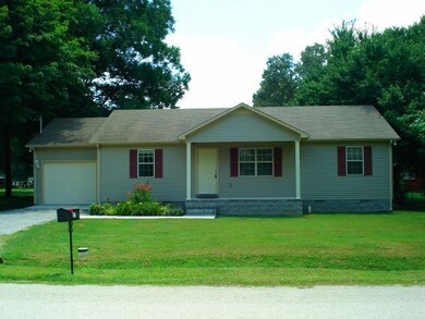 205 Locust St, Manchester, TN 37355 - photo 2