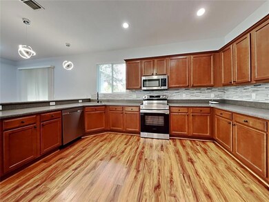 18946 Parapet Place, Land O Lakes, FL 34638 - photo 4