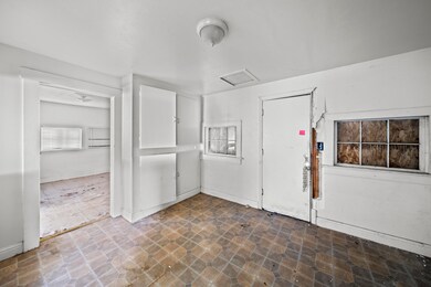 2710 Lanning Ave, Redding, CA 96001 - photo 7