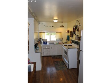 55735 Bingham Rd, Adams, OR 97810 - photo 5