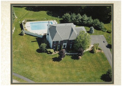 2 Newell Dr, Franklin, MA 02038 - photo 2