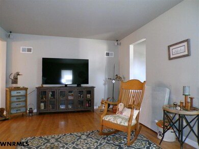 2422 Avenue C, Scottsbluff, NE 69361 - photo 6