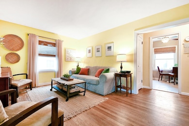 576 E Beechwold Blvd, Columbus, OH 43214 - photo 5