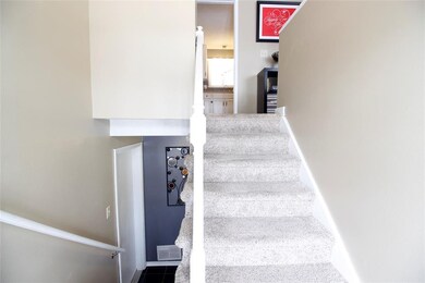 44 Clive Dr NW, Cedar Rapids, IA 52405 - photo 2