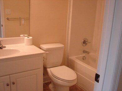 Full Bath - Hallway
