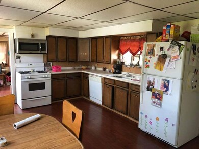 550 Donovan St, Vanderbilt, MI 49795 - photo 7