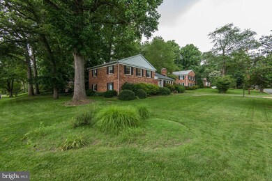 2420 Lancaster Ct, Falls Church, VA 22043 - photo 5