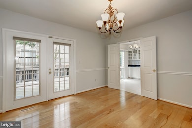 11357 Morning Gate Dr, Rockville, MD 20852 - photo 7