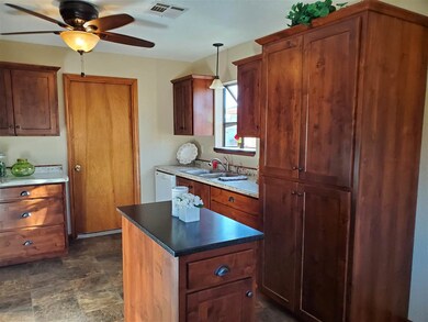 707 Mars Ave, Alamogordo, NM 88310 - photo 3