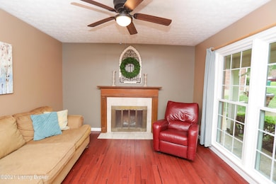 6516 Daverman Ct, Louisville, KY 40228 - photo 3