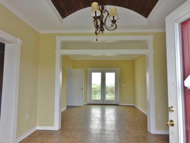 Foyer. Entry view