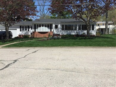 9 Greenbrier Rd, Greenville, RI 02828 - photo 2