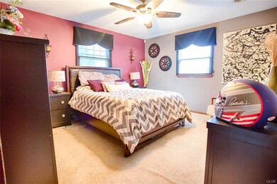 454 Blue Ridge Dr, Nazareth, PA 18064 - photo 5