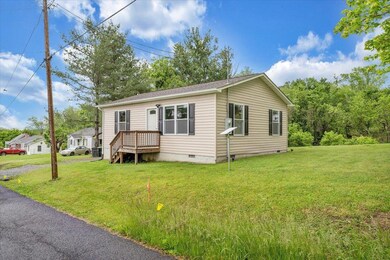 1106 Taylor St, Pulaski, VA 24301 - photo 2