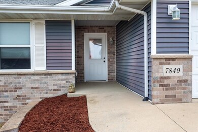 7849 S Westbrook Dr, Dubuque, IA 52002 - photo 7