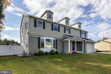 208 Regency Rd, Beverly, NJ 08010 - photo 2