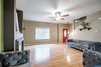 1624 S 6th St, Independence, OR 97351 - photo 6