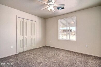 2nd bedroom with walkin closet pic 2