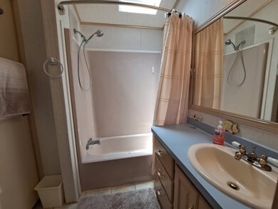 3701 Baynard Dr unit J-18, Punta Gorda, FL 33950 - photo 6