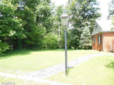 Yard/Garden - Front Yard