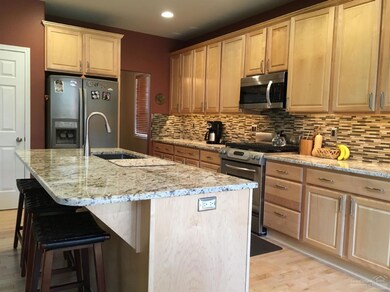 60986 Snowbrush Dr, Bend, OR 97702 - photo 4