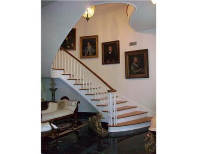 Foyer.