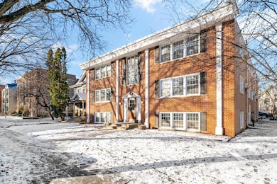 Two blocks to Lake of the Isles