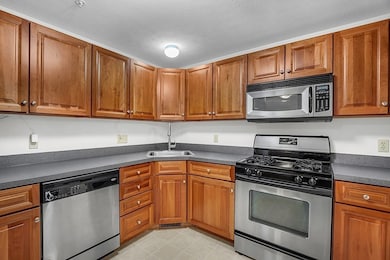 30 Caspian Way, Fitchburg, MA 01420 - photo 5