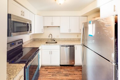 30 Margin St unit E, Lynn, MA 01905 - photo 3