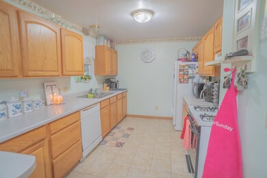 426 S 10th St, Rockport, IN 47635 - photo 5