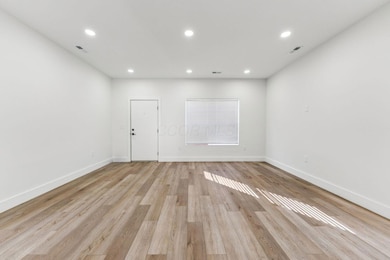 547 Berkeley Rd, Columbus, OH 43205 - photo 7