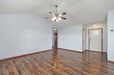 1603 W Robin St-5