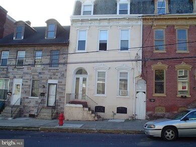 326 W King St, Lancaster, PA 17603 - photo 2