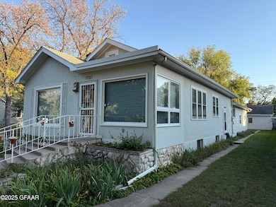 1701 University Ave, Grand Forks, ND 58203 - photo 3