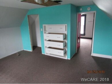 409 S Rauthland Ave, Wapakoneta, OH 45895 - photo 6