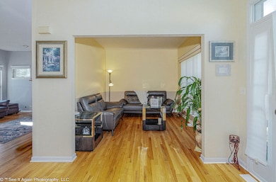 1705 Seward St, Roselle, IL 60172 - photo 3