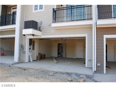 Parking Lot/Garage