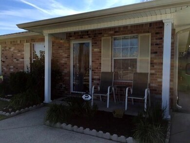 4516 Bayou Des Familles Dr, Marrero, LA 70072 - photo 2