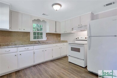 3211 Hazel St, Savannah, GA 31404 - photo 5