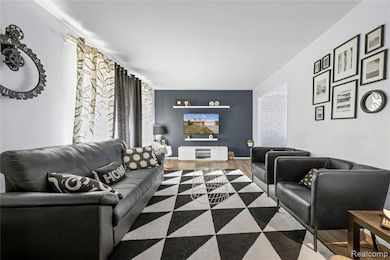 11345 Geoffry Dr, Warren, MI 48093 - photo 6