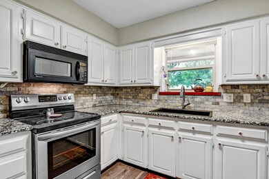 370 High Country Rd, Sherman, TX 75092 - photo 7